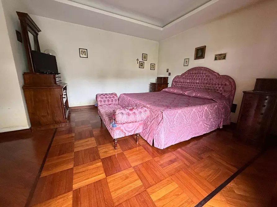 Immagine 44 di Villetta a schiera in vendita  in Via Salvo D'Acquisto 15 a Caserta