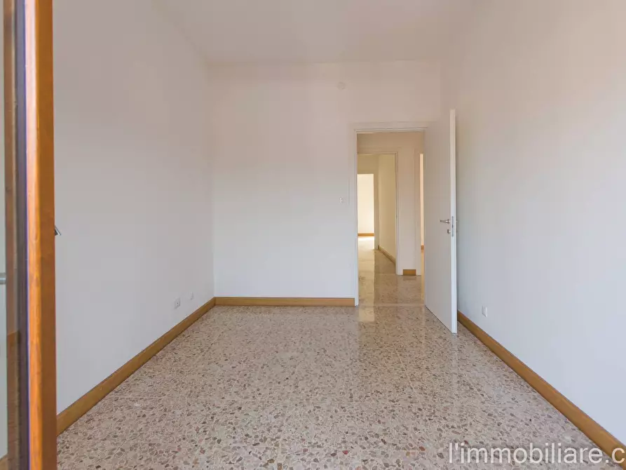 Immagine 15 di Appartamento in affitto  in Via Niccolo' Tommaseo a Verona
