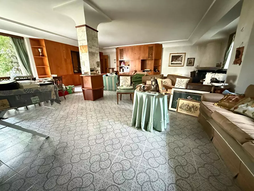 Immagine 59 di Villetta a schiera in vendita  in Via Salvo D'Acquisto 15 a Caserta