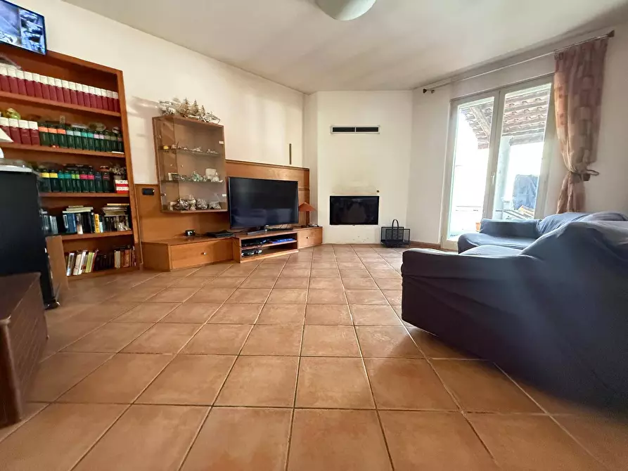 Immagine 2 di Casa indipendente in vendita  in Traversa Privata di Via Michele Fiorillo 6 a Capodrise