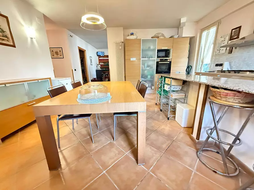 Immagine 8 di Casa indipendente in vendita  in Traversa Privata di Via Michele Fiorillo 6 a Capodrise