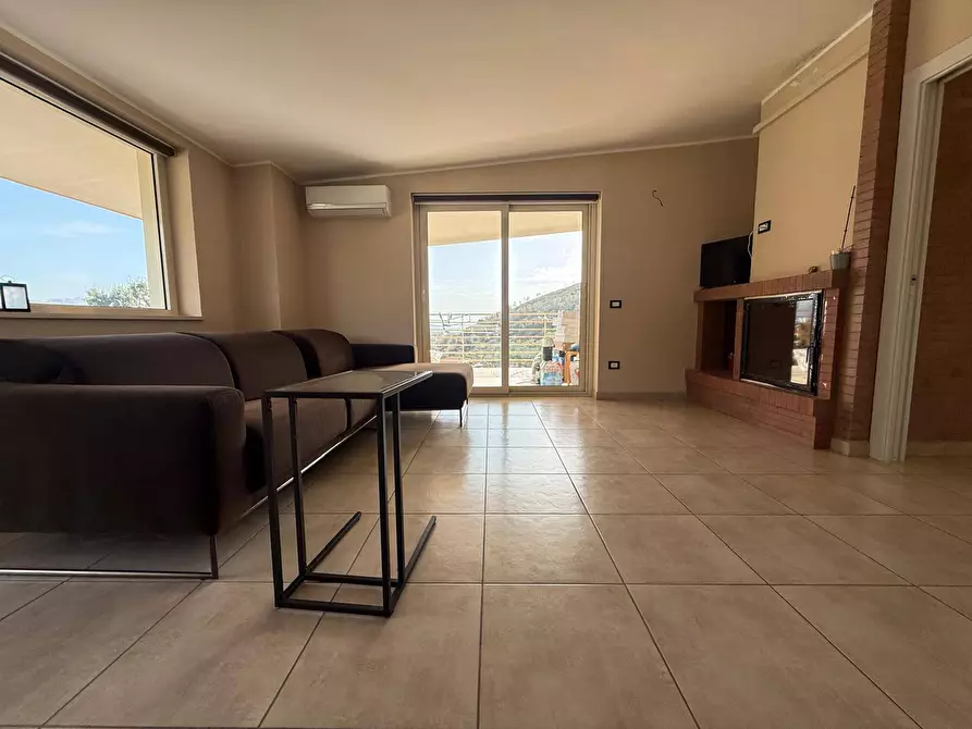 Immagine 55 di Casa indipendente in vendita  in Traversa Privata di Via Michele Fiorillo 6 a Capodrise