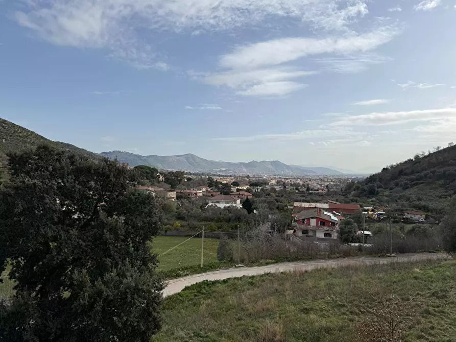 Immagine 98 di Casa indipendente in vendita  in Traversa Privata di Via Michele Fiorillo 6 a Capodrise