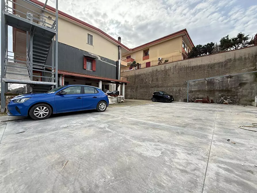 Immagine 102 di Casa indipendente in vendita  in Traversa Privata di Via Michele Fiorillo 6 a Capodrise