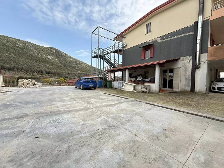 Immagine 105 di Casa indipendente in vendita  in Traversa Privata di Via Michele Fiorillo 6 a Capodrise