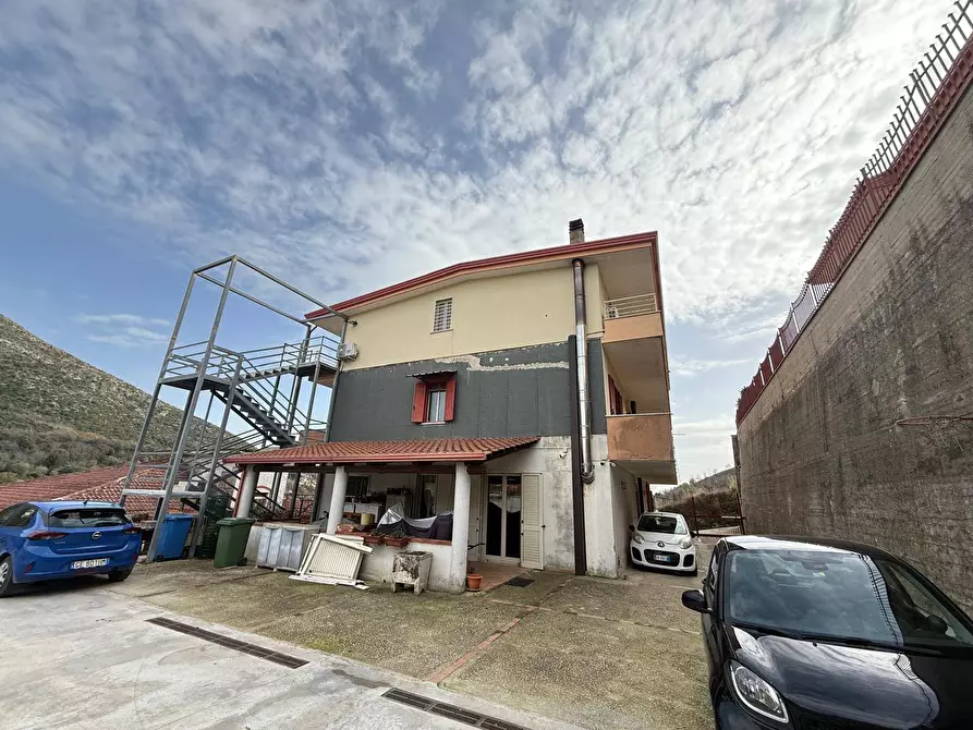 Immagine 106 di Casa indipendente in vendita  in Traversa Privata di Via Michele Fiorillo 6 a Capodrise