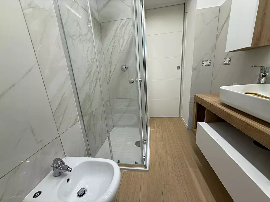 Immagine 19 di Appartamento in affitto  in Via Roma 174 a Caserta