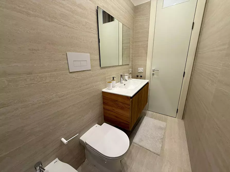 Immagine 21 di Appartamento in affitto  in Corso Trieste 167 a Caserta