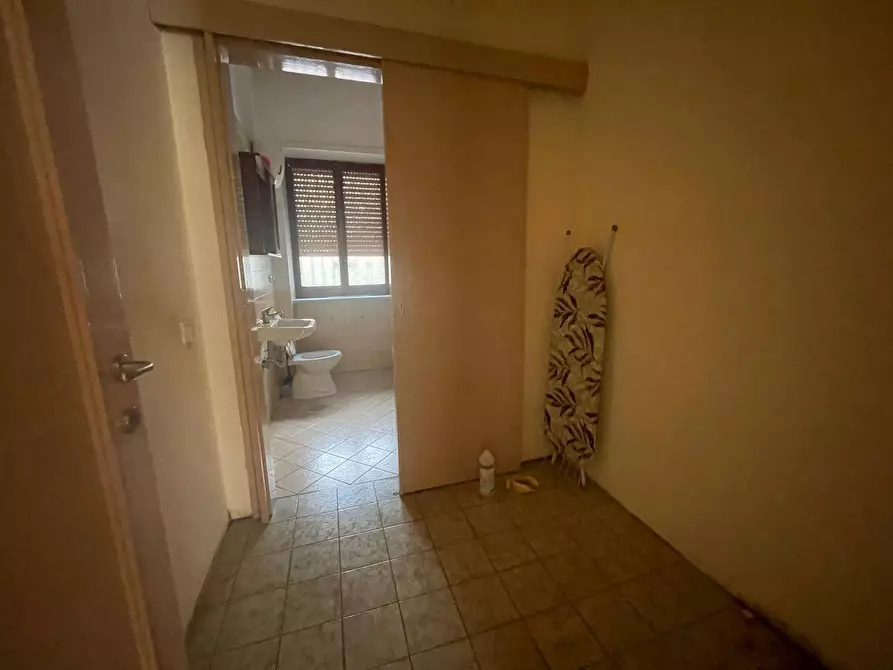 Immagine 10 di Appartamento in affitto  in Via Ferrarecce 197 a Caserta