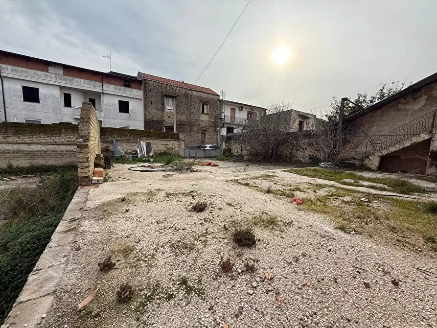 Immagine 4 di Casa indipendente in vendita  in Via Leonardo da Vinci a Cancello Ed Arnone
