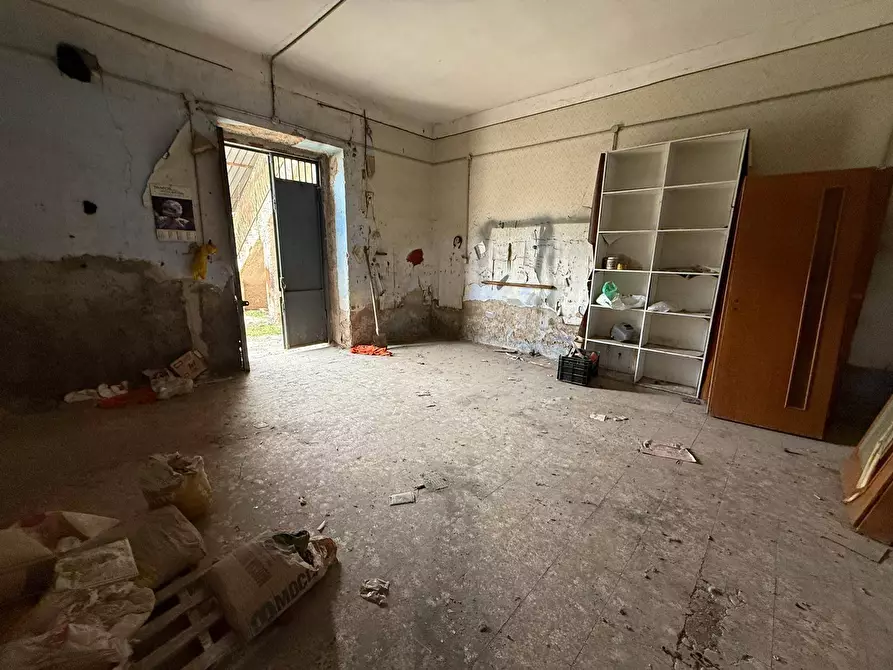 Immagine 12 di Casa indipendente in vendita  in Via Leonardo da Vinci a Cancello Ed Arnone