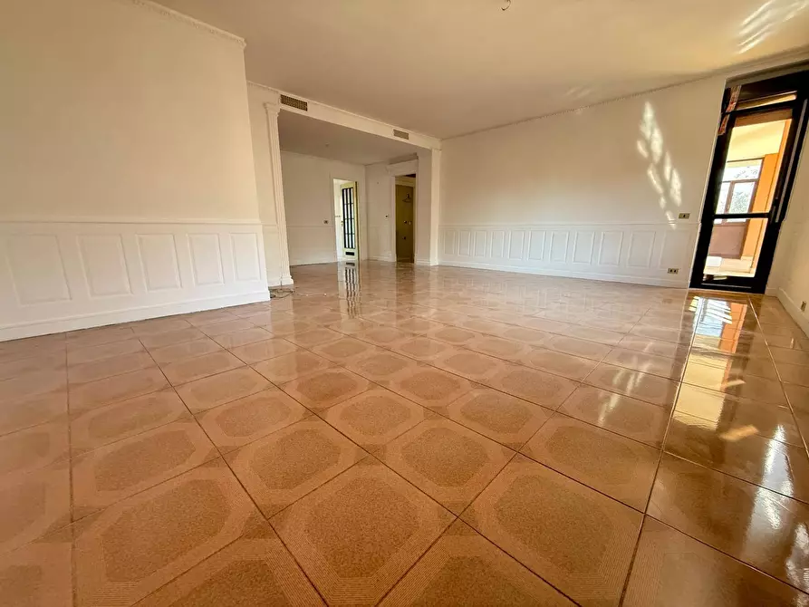 Immagine 2 di Appartamento in affitto  in Via Pier Paolo Pasolini 47 a Caserta