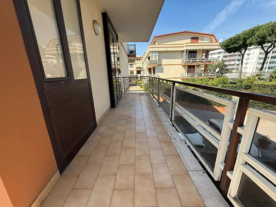 Immagine 14 di Appartamento in affitto  in Via Pier Paolo Pasolini 47 a Caserta