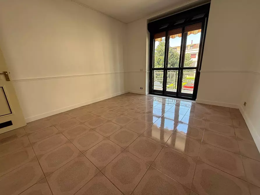 Immagine 32 di Appartamento in affitto  in Via Pier Paolo Pasolini 47 a Caserta