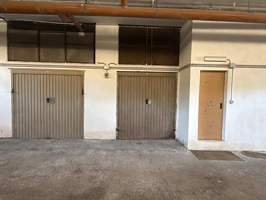 Immagine 39 di Appartamento in affitto  in Via Pier Paolo Pasolini 47 a Caserta