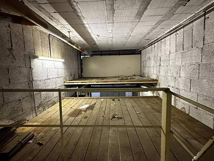 Immagine 41 di Appartamento in affitto  in Via Pier Paolo Pasolini 47 a Caserta