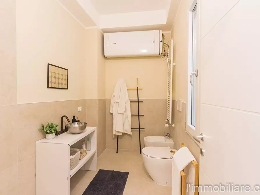 Immagine 12 di Appartamento in vendita  in Via Guglielmo Marconi 60 a Verona