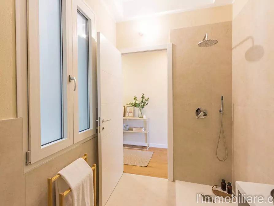 Immagine 13 di Appartamento in vendita  in Via Guglielmo Marconi 60 a Verona