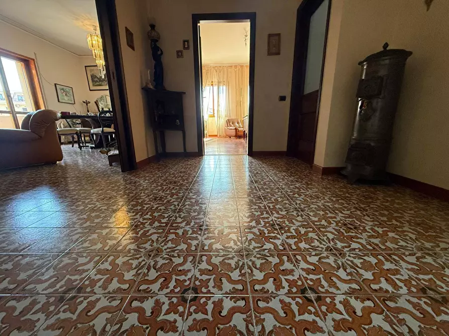 Immagine 6 di Appartamento in vendita  in Via Lupoli 3 a Caserta