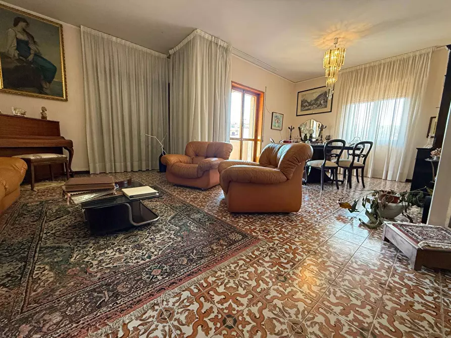 Immagine 2 di Appartamento in vendita  in Via Lupoli 3 a Caserta