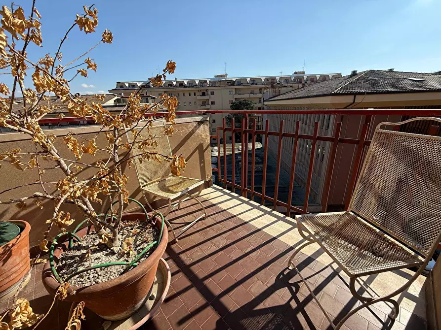 Immagine 13 di Appartamento in vendita  in Via Lupoli 3 a Caserta