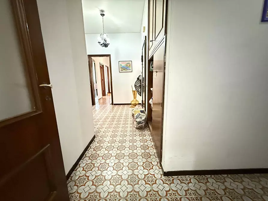 Immagine 20 di Appartamento in vendita  in Via Lupoli 3 a Caserta