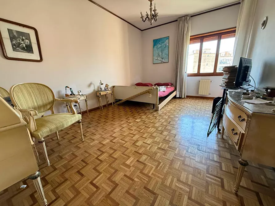 Immagine 38 di Appartamento in vendita  in Via Lupoli 3 a Caserta