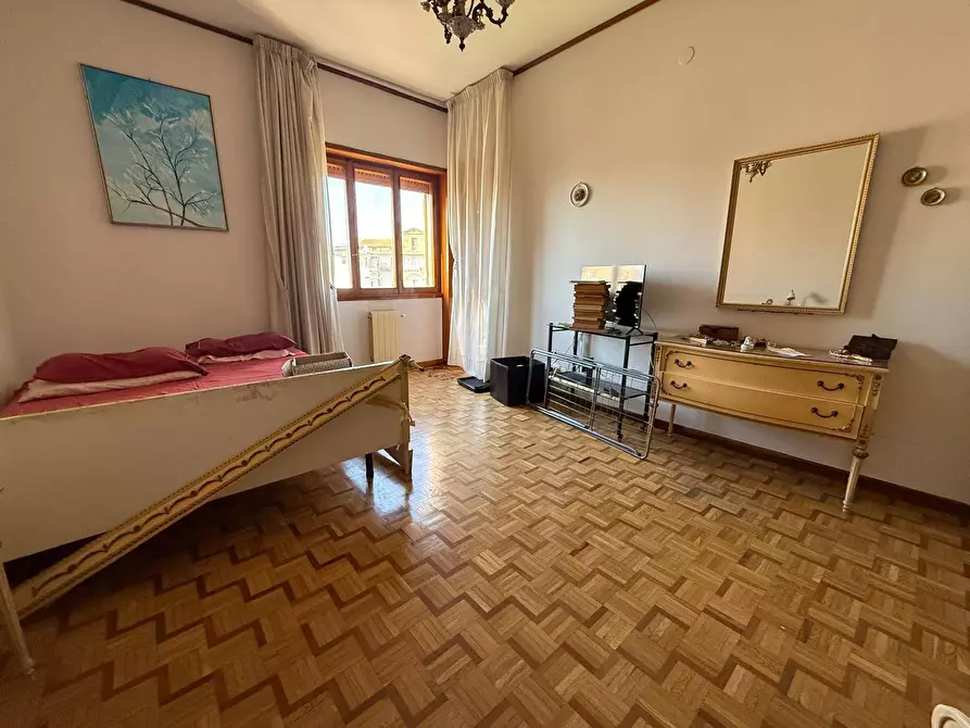 Immagine 39 di Appartamento in vendita  in Via Lupoli 3 a Caserta