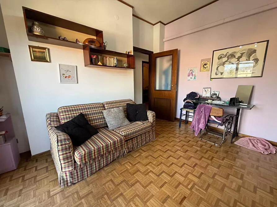 Immagine 45 di Appartamento in vendita  in Via Lupoli 3 a Caserta