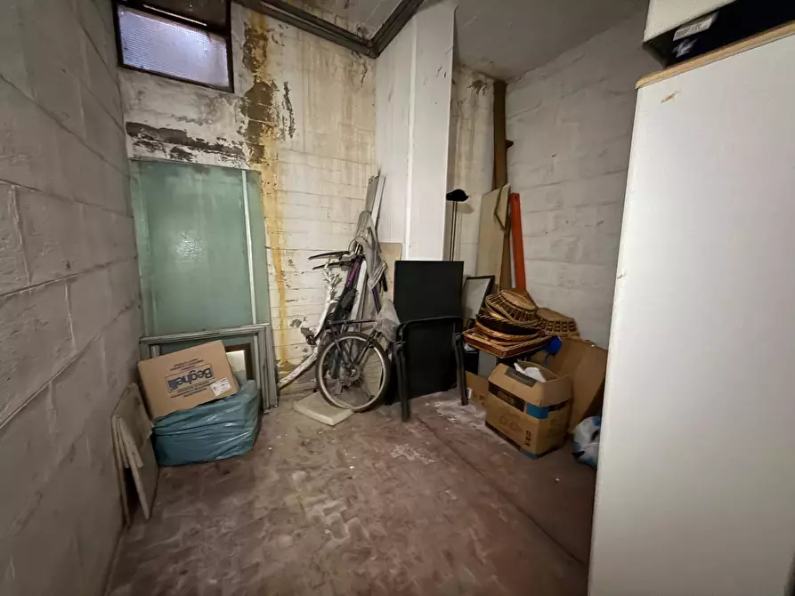 Immagine 55 di Appartamento in vendita  in Via Lupoli 3 a Caserta