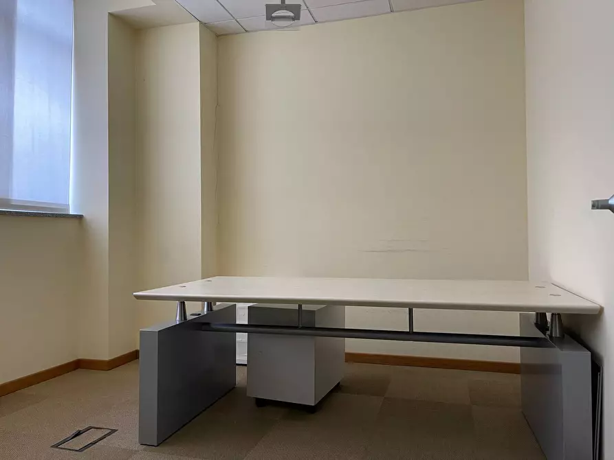 Immagine 10 di Ufficio in vendita  in Via Carlo Noè 45 a Gallarate