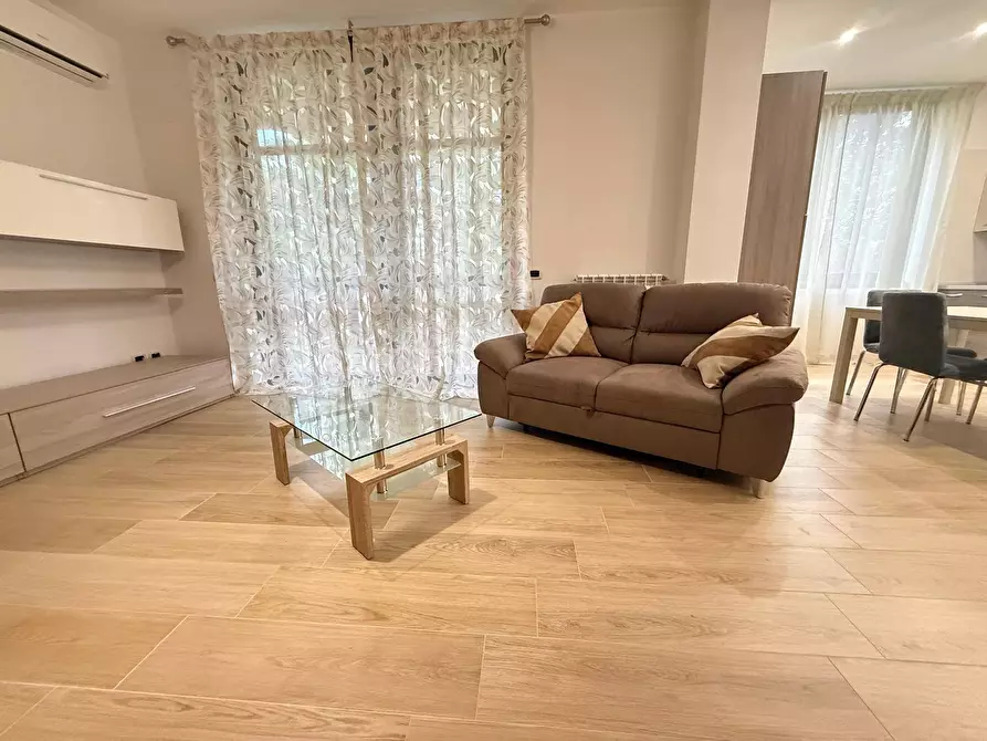 Immagine 10 di Appartamento in affitto  in via Sant'Antonio da Padova 32 a Caserta