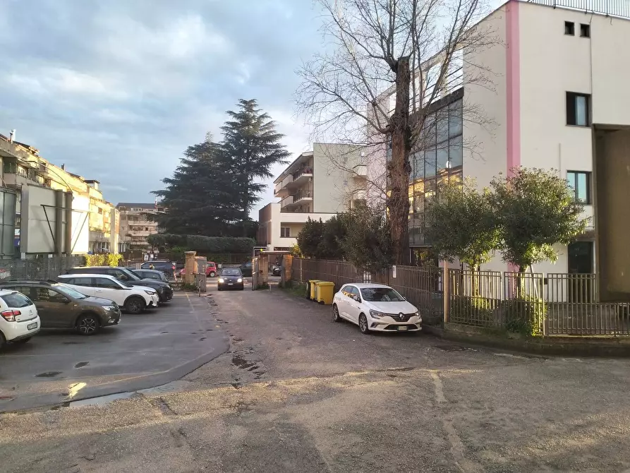 Immagine 19 di Appartamento in affitto  in Viale Dei Bersaglieri 9 a Caserta