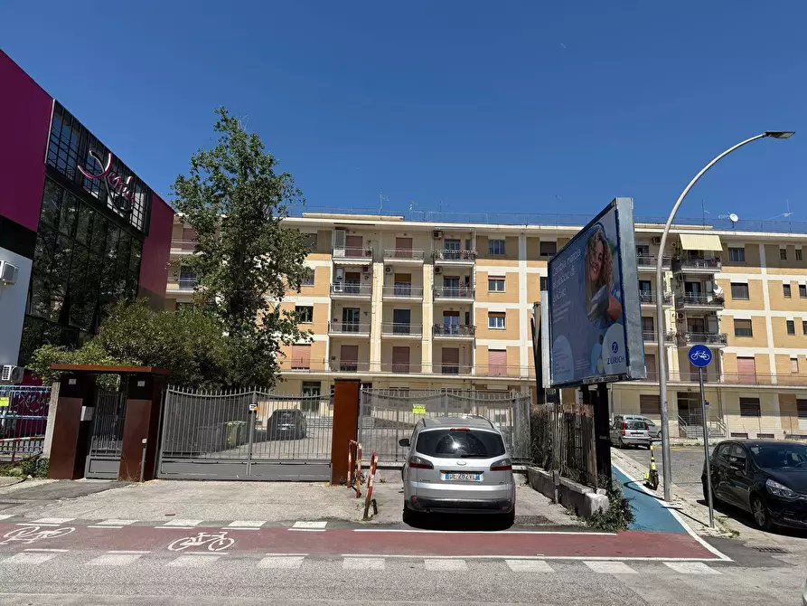 Immagine 13 di Appartamento in affitto  in Viale Dei Bersaglieri 9 a Caserta