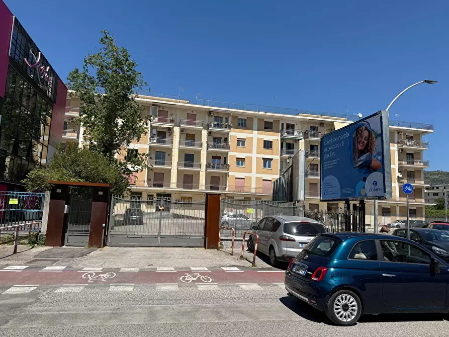 Immagine 14 di Appartamento in affitto  in Viale Dei Bersaglieri 9 a Caserta