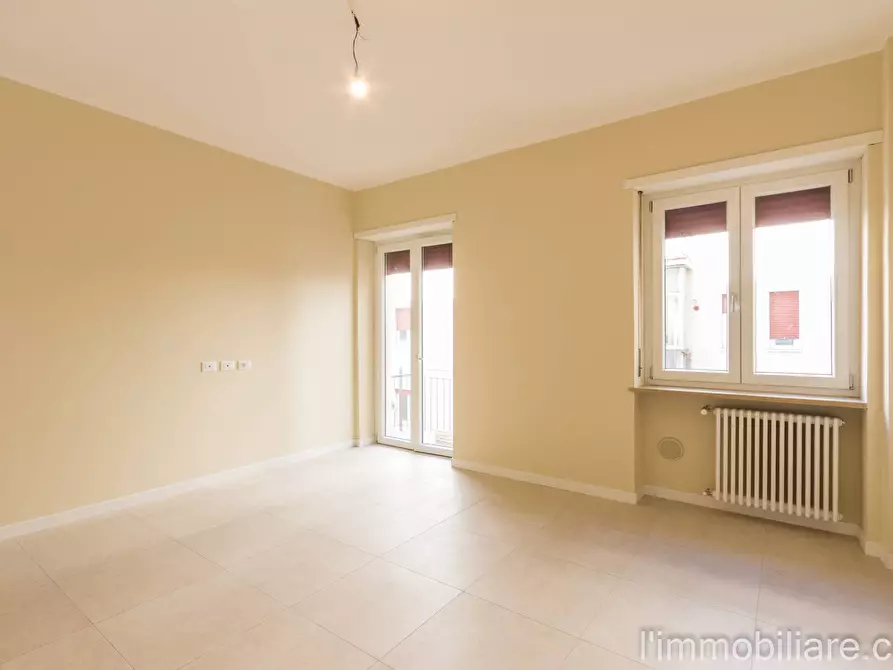 Immagine 6 di Appartamento in vendita  in Via Don Carlo Steeb 21 a Verona