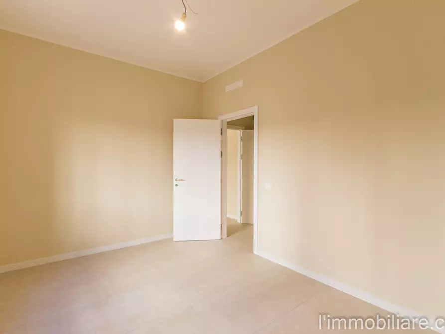 Immagine 12 di Appartamento in vendita  in Via Don Carlo Steeb 21 a Verona