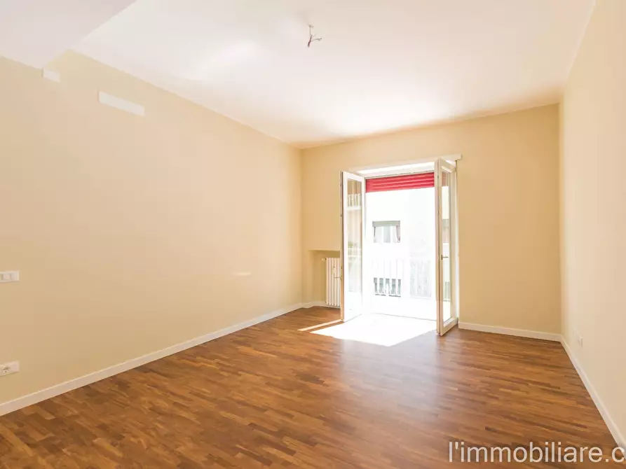 Immagine 5 di Appartamento in vendita  in Via Don Carlo Steeb 21 a Verona