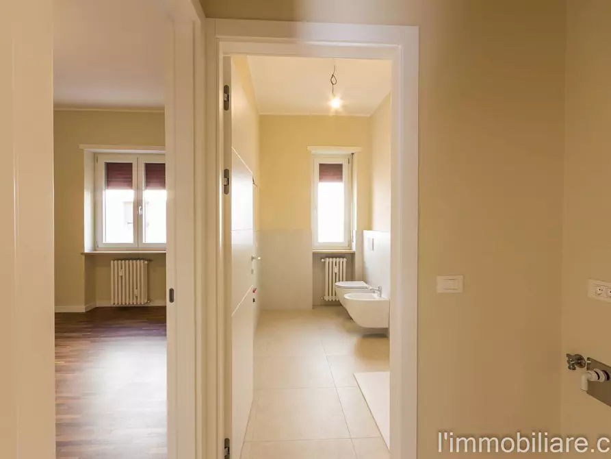 Immagine 9 di Appartamento in vendita  in Via Don Carlo Steeb 21 a Verona