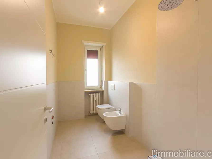 Immagine 10 di Appartamento in vendita  in Via Don Carlo Steeb 21 a Verona
