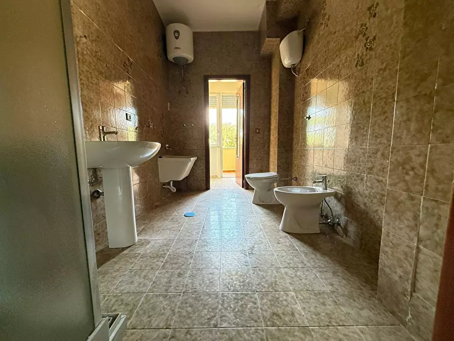 Immagine 14 di Appartamento in vendita  in Via Vincenzo Gallicola 20 a Caserta