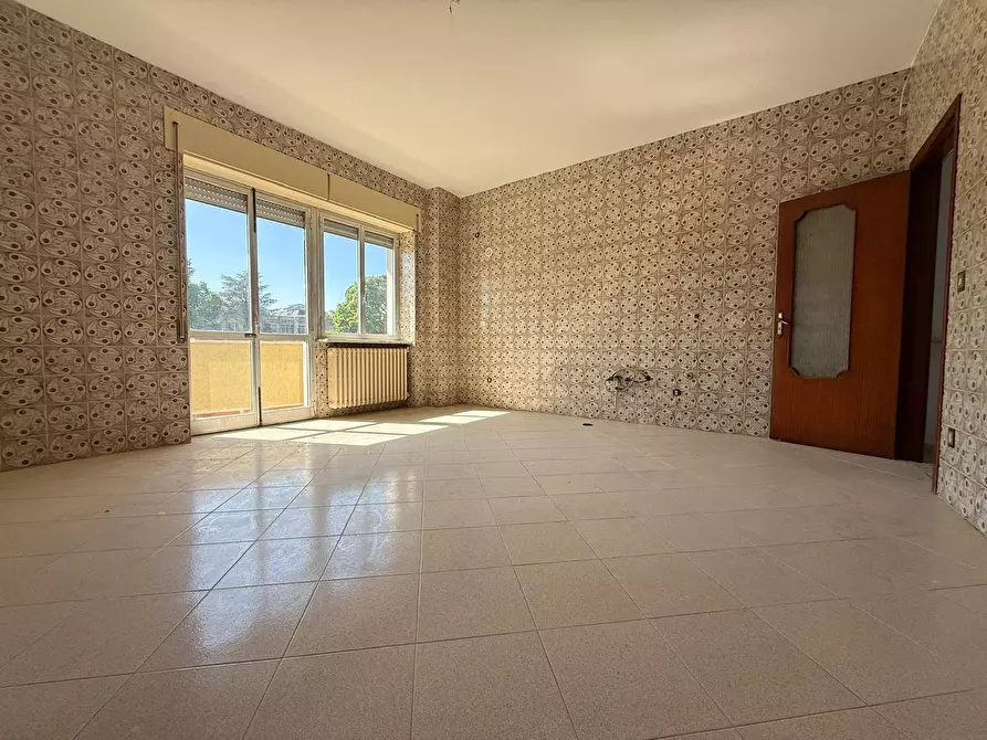 Immagine 9 di Appartamento in vendita  in Via Vincenzo Gallicola 20 a Caserta