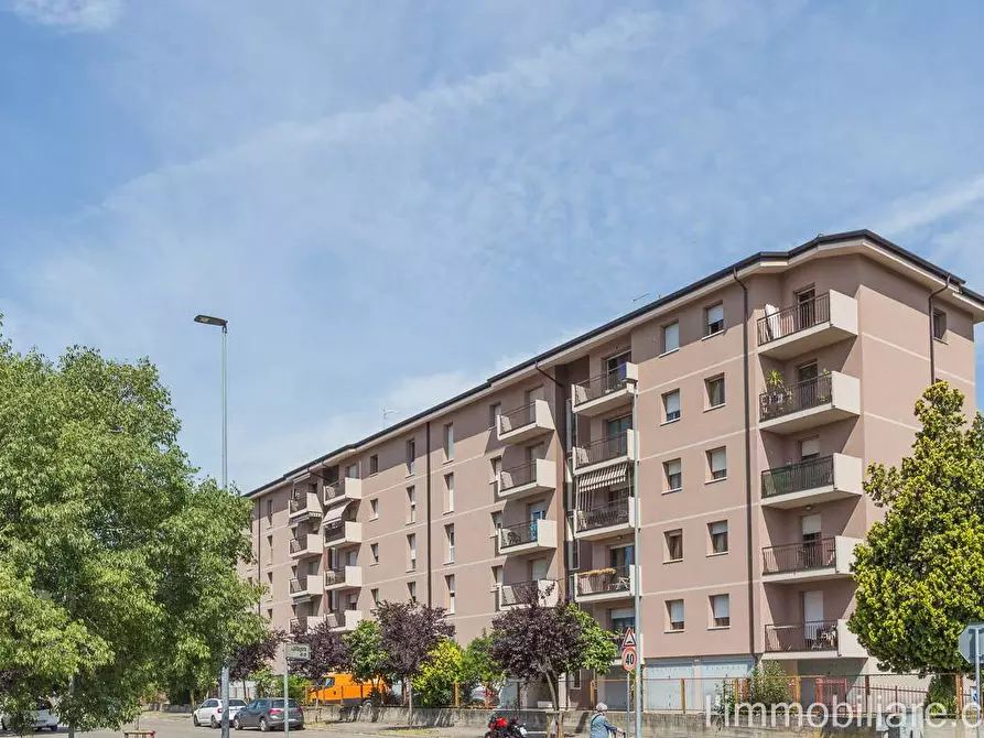 Immagine 8 di Appartamento in vendita  in Via Monreale 1 a Verona
