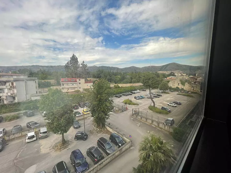 Immagine 11 di Ufficio in affitto  in Via Maggiore Salvatore Arena 1 a Caserta