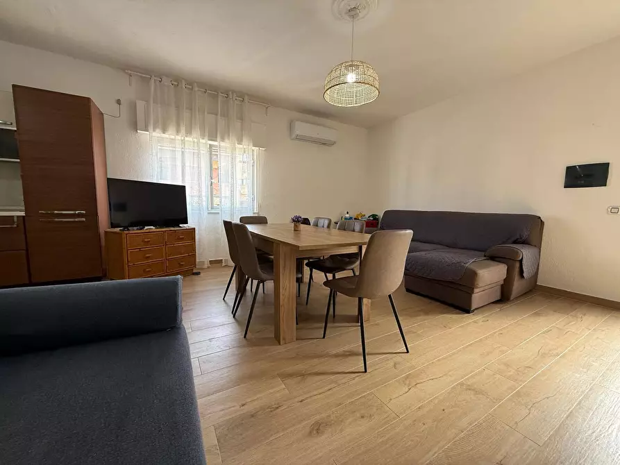 Immagine 7 di Villa in affitto  in viale tagliamento 72 a Cancello Ed Arnone