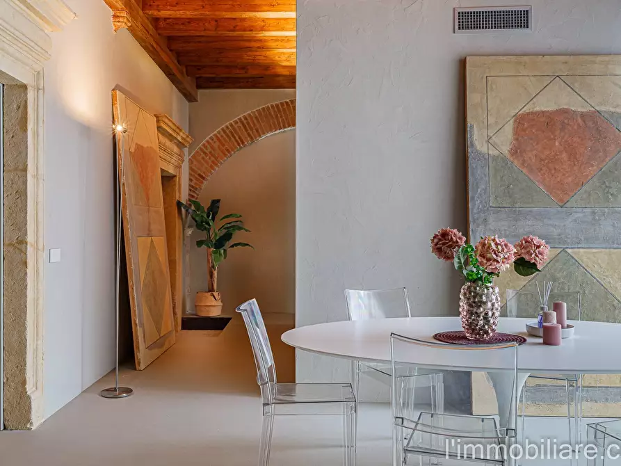 Immagine 39 di Appartamento in vendita  in Vicolo Scaletta Santo Stefano 7 a Verona