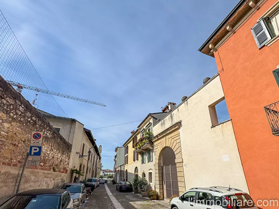 Immagine 85 di Appartamento in vendita  in Vicolo Scaletta Santo Stefano 7 a Verona