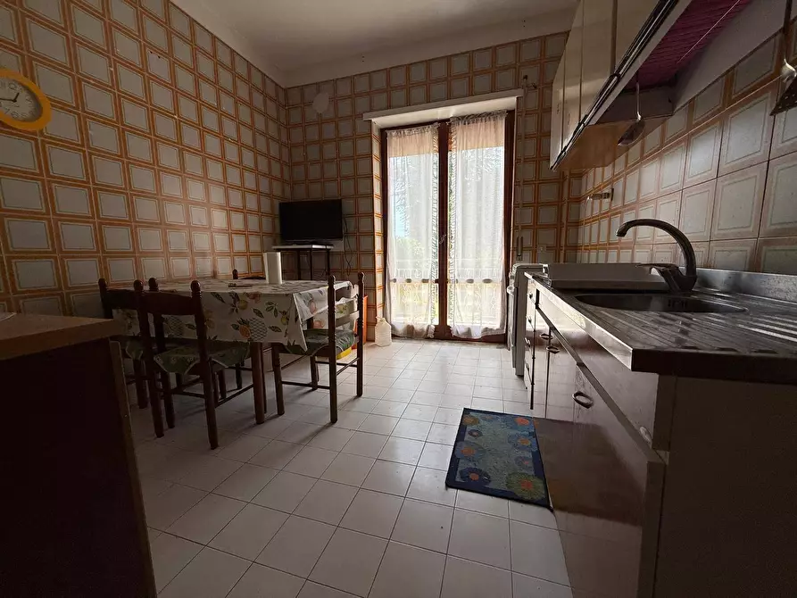 Immagine 11 di Appartamento in vendita  in Via Ferrarecce 197 a Caserta