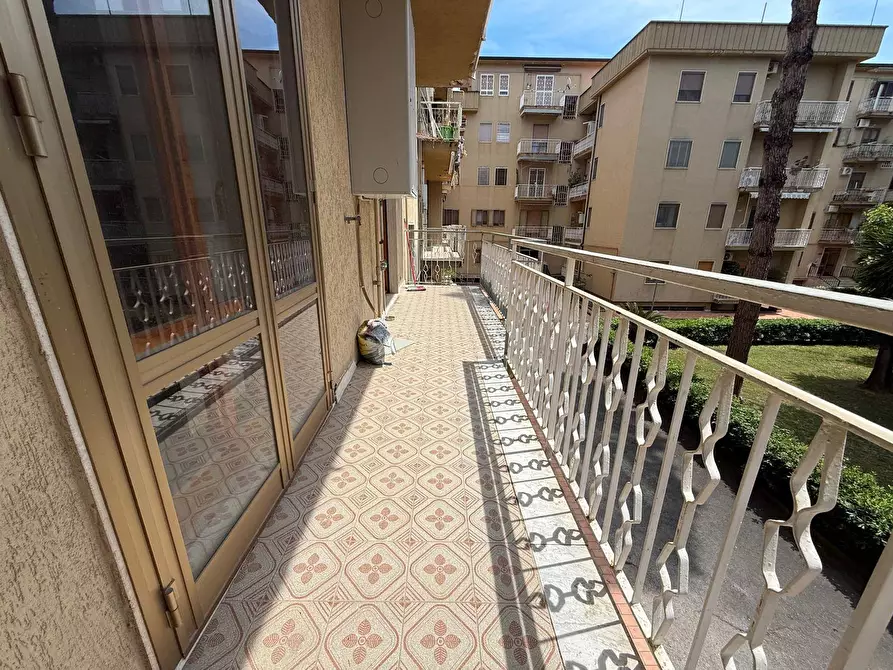 Immagine 13 di Appartamento in vendita  in Via Ferrarecce 197 a Caserta