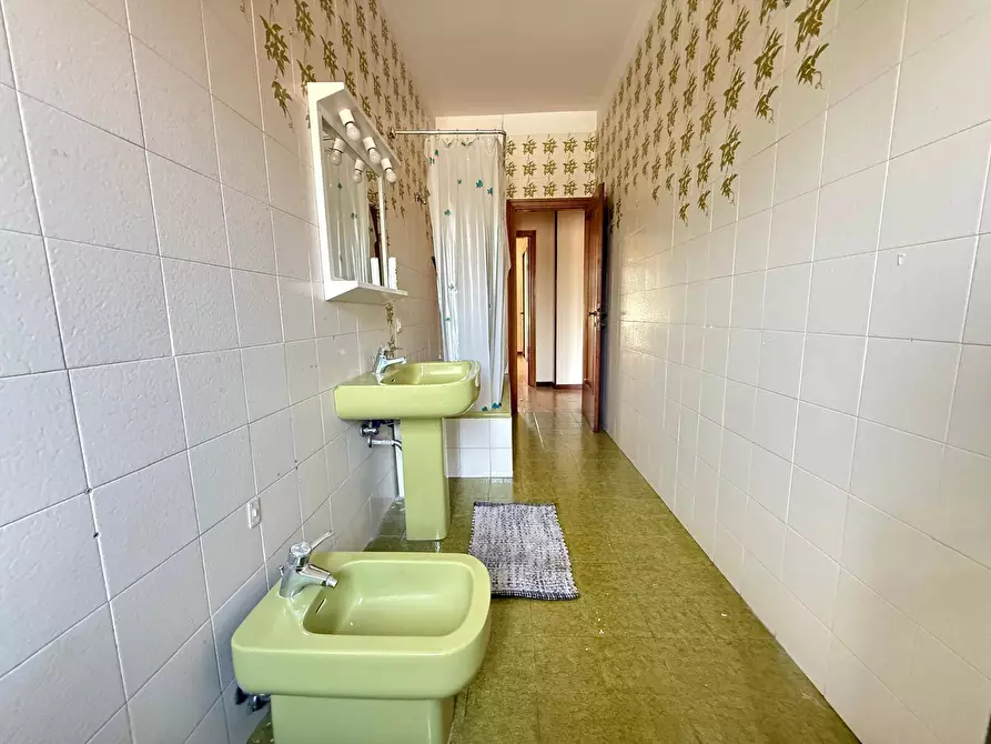 Immagine 29 di Appartamento in vendita  in Via Ferrarecce 197 a Caserta